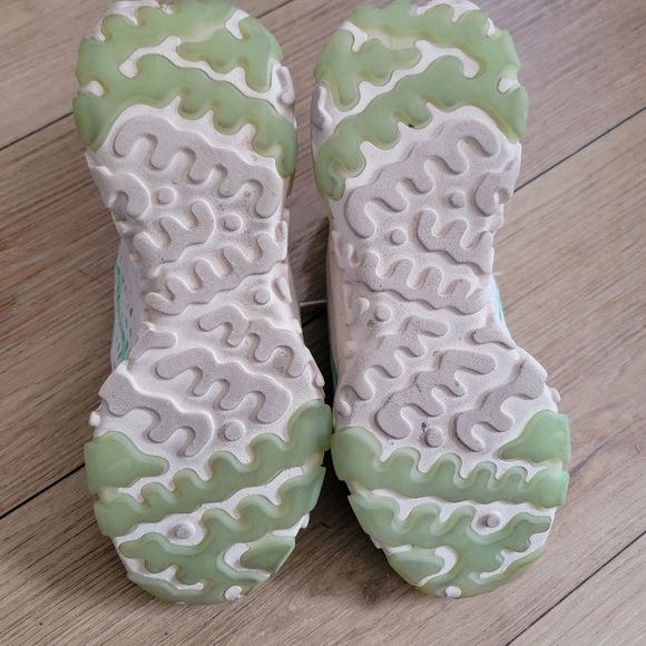 Nike React VisionPearl White Green Glow size 6.5 - Picture 2 of 6